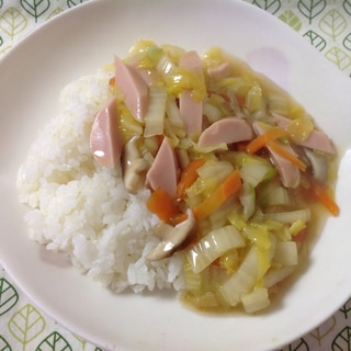 白菜と魚肉ソーセージの中華丼(o^^o)